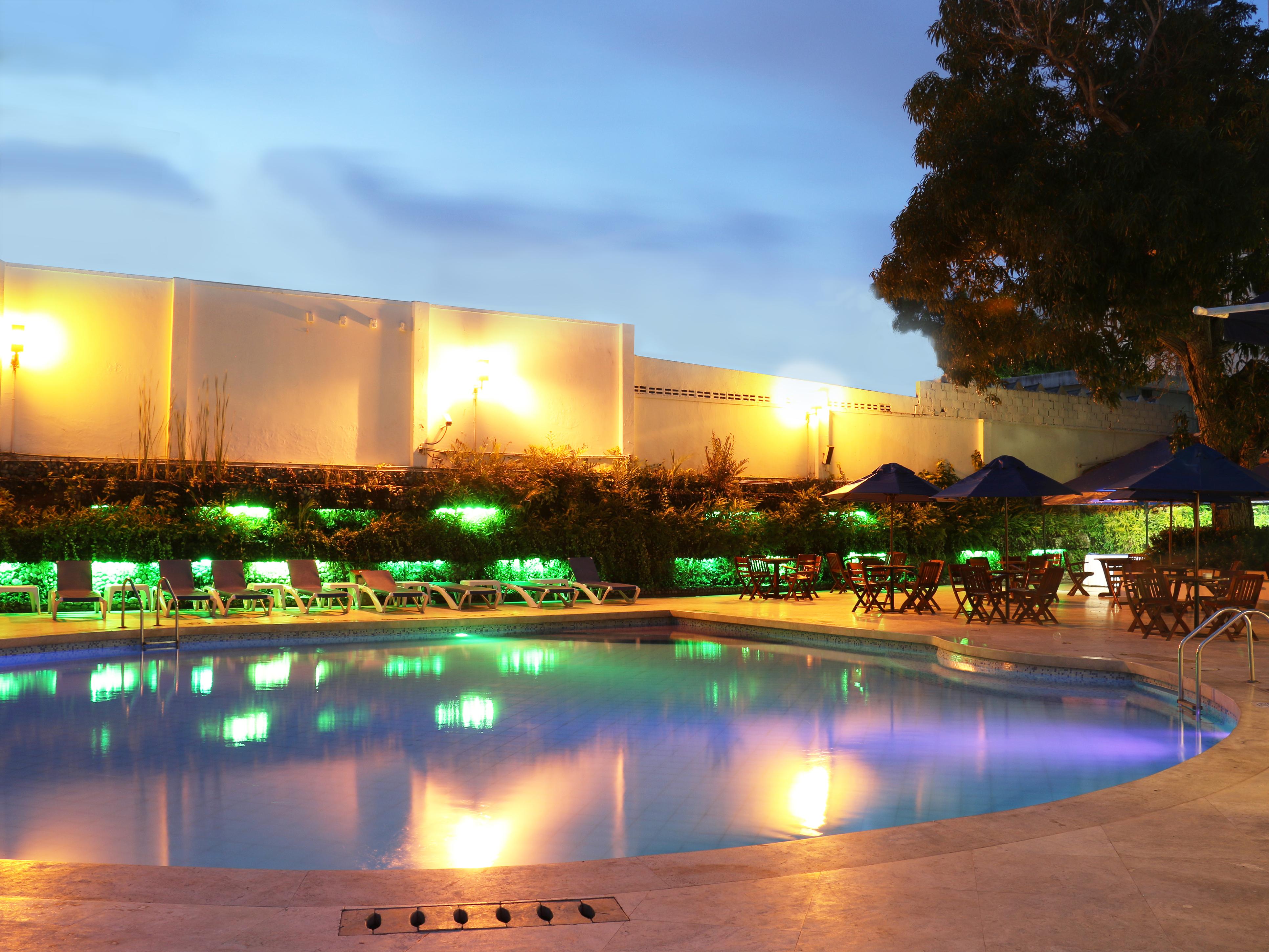 Hotel Barranquilla Plaza Exterior photo The pool at the hotel