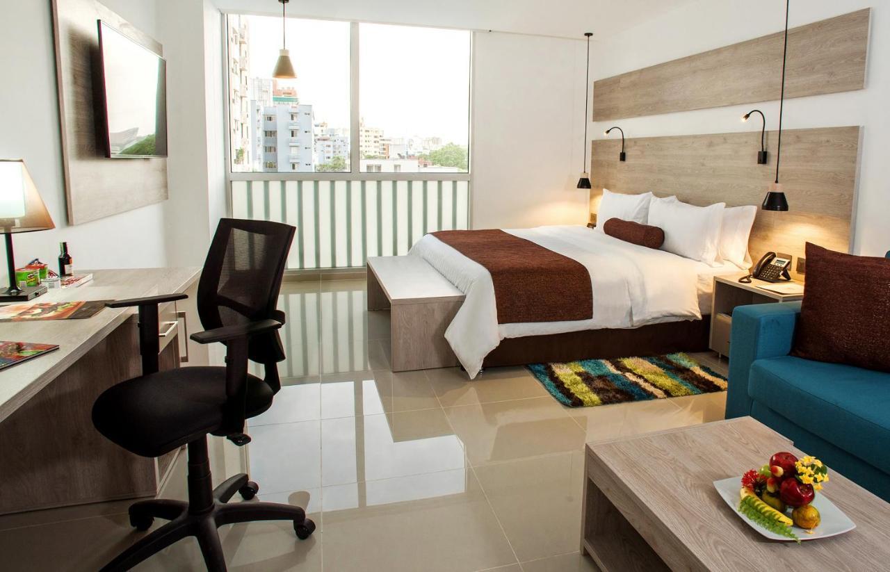 Hotel Barranquilla Plaza Exterior photo A room at the hotel